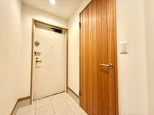 【東京都/港区西麻布】ファミール西麻布ベルファース 玄関