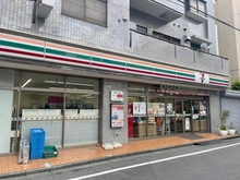 【東京都/新宿区西五軒町】DOM神楽坂 セブンイレブン新宿東五軒町店（現地より約210m）