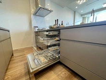 【東京都/千代田区富士見】プラウドタワー千代田富士見 キッチン：食器洗浄乾燥機付き