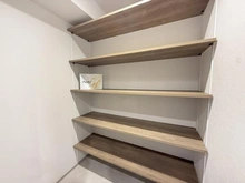 【東京都/江東区東雲】Wコンフォートタワーズ WEST キッチン：キッチンパントリー