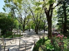 【東京都/新宿区西五軒町】クレヴィア神楽坂 新宿区立白銀公園（現地より約400m）