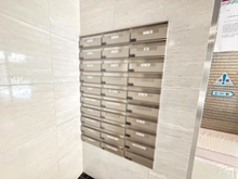 【東京都/新宿区南町】牛込南町クィーンヒルズ メールBOX