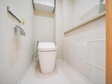 【東京都/新宿区北町】シャリエ神楽坂 トイレ