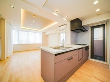 【東京都/新宿区北町】シャリエ神楽坂 LDK