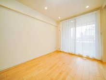 【東京都/新宿区北町】シャリエ神楽坂 洋室