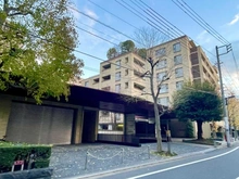 【東京都/新宿区新小川町】アトラス江戸川アパートメント 外観