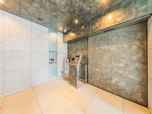 【東京都/文京区関口】クレヴィア文京関口 エントランス