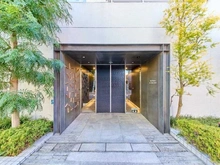 【東京都/新宿区払方町】パーク・ホームズ市ヶ谷 エントランス