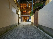 【東京都/新宿区山吹町】新宿山吹アインスタワー  神楽坂　かくれんぼ横丁（現地より約1,500m）