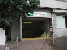 【東京都/新宿区中町】パレ神楽坂  牛込神楽坂駅（現地より約340m）