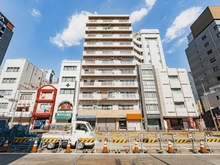 【東京都/千代田区飯田橋】サンパークマンション千代田 外観：写真中央