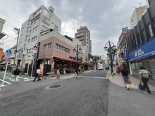 【東京都/新宿区筑土八幡町】ブランズ神楽坂 神楽坂通り商店街（現地より約450m）
