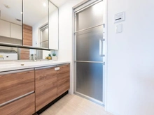 【東京都/練馬区東大泉】ファインスクェア大泉学園 洗面所