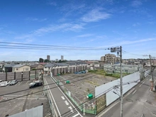 【東京都/練馬区東大泉】ファインスクェア大泉学園 眺望：バルコニーから（ズームなし）