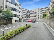 【東京都/練馬区東大泉】ファインスクェア大泉学園 駐車場