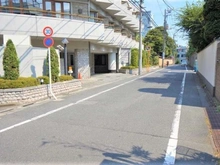 【東京都/新宿区若宮町】レジェンドヒルズ市ヶ谷若宮町 前面道路