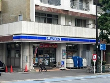 【東京都/文京区白山】レジデンシャルスター白山シーズンテラス ローソン 文京白山五丁目店（現地より約450m）