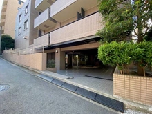 【東京都/新宿区西五軒町】セントヒルズ神楽坂 エントランス