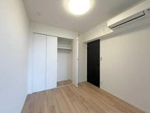 【東京都/新宿区北新宿】It’s東京フォーサイトスクエア 洋室