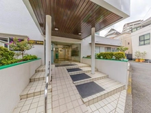 【東京都/新宿区山吹町】グリーンキャピタル神楽坂 アプローチ