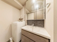 【東京都/新宿区弁天町】グレンドール新宿牛込柳町 洗面所