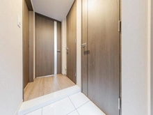 【東京都/新宿区弁天町】グレンドール新宿牛込柳町 玄関