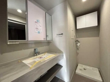 【東京都/文京区小石川】エルアージュ小石川 洗面所