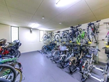 【東京都/新宿区新小川町】アトラス江戸川アパートメント 駐輪場：別途使用料有