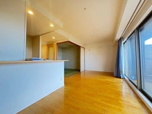 【兵庫県/神戸市東灘区向洋町中】Brilliaレジデンス六甲アイランド H棟 リビング・ダイニング