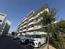 【大阪府/池田市八王寺】アルビス池田第弐〇参号棟 外観