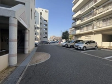 【大阪府/池田市八王寺】アルビス池田第弐〇参号棟 駐車場