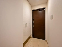 【大阪府/大阪市福島区鷺洲】リバーガーデン福島木漏れ日の丘 C棟 玄関