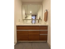 【大阪府/大阪市住之江区南港北】ローレルスクエア大阪ベイタワー 洗面室