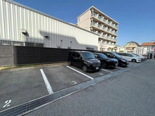 【大阪府/豊中市服部豊町】ア・デイ豊中服部ヒルズ 駐車場