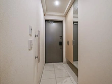 【兵庫県/宝塚市川面】グラン・ブルー宝塚II 玄関