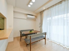 【兵庫県/宝塚市川面】グラン・ブルー宝塚II ダイニング