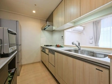 【兵庫県/宝塚市川面】グラン・ブルー宝塚II キッチン