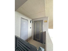 【大阪府/大阪市北区大淀南】メロディーハイム新梅田 ポーチ