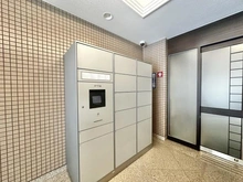 【兵庫県/宝塚市栄町】サークコート宝塚 宅配BOX