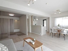 【大阪府/豊中市螢池南町】ディオ・フェルティ豊中 リビング・ダイニング