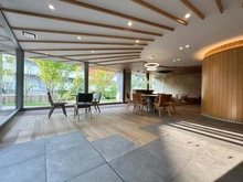 【兵庫県/尼崎市小中島】メイツ園田テラスシティ 共用部：テラスラウンジ