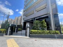 【大阪府/豊中市少路】エスリード豊中少路 エントランス
