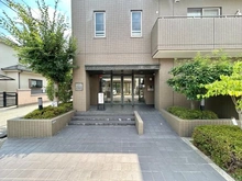 【大阪府/豊中市立花町】パーク・ハイム豊中若葉通 エントランス