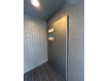 【大阪府/豊中市立花町】パーク・ハイム豊中若葉通 宅配BOX