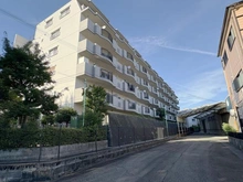 【大阪府/豊中市西泉丘】ハイロイヤル緑地公園パート2 A棟 外観