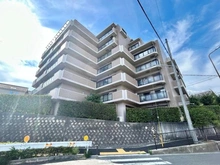 【大阪府/豊中市刀根山元町】ステイツ豊中ヒルズ 外観