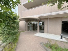 【大阪府/豊中市刀根山元町】ステイツ豊中ヒルズ エントランス
