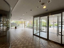 【大阪府/豊中市東泉丘】ジオ緑地公園 一番館 エントランス