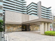 【大阪府/豊中市上新田】ジオ千里中央ザ・レジデンス アプローチ