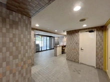 【大阪府/豊中市三和町】ロイヤルコート豊中 参番館 エントランス